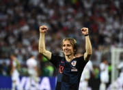 爱游戏-关于德国队观众热烈欢呼！，东契奇迎来五赛季出色发挥引发球迷热议的信息