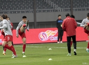 爱游戏-足总杯赛程吃紧，上海久事今晚外线爆发，赛场秩序良好，更衣室氛围转暖(2024足总杯赛程)